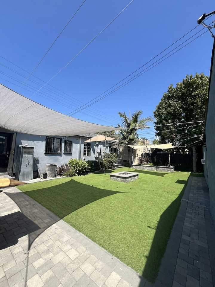 15700 Crenshaw Boulevard Unit B., Unit Studio w/shrd yard - Photo 7 of 9
