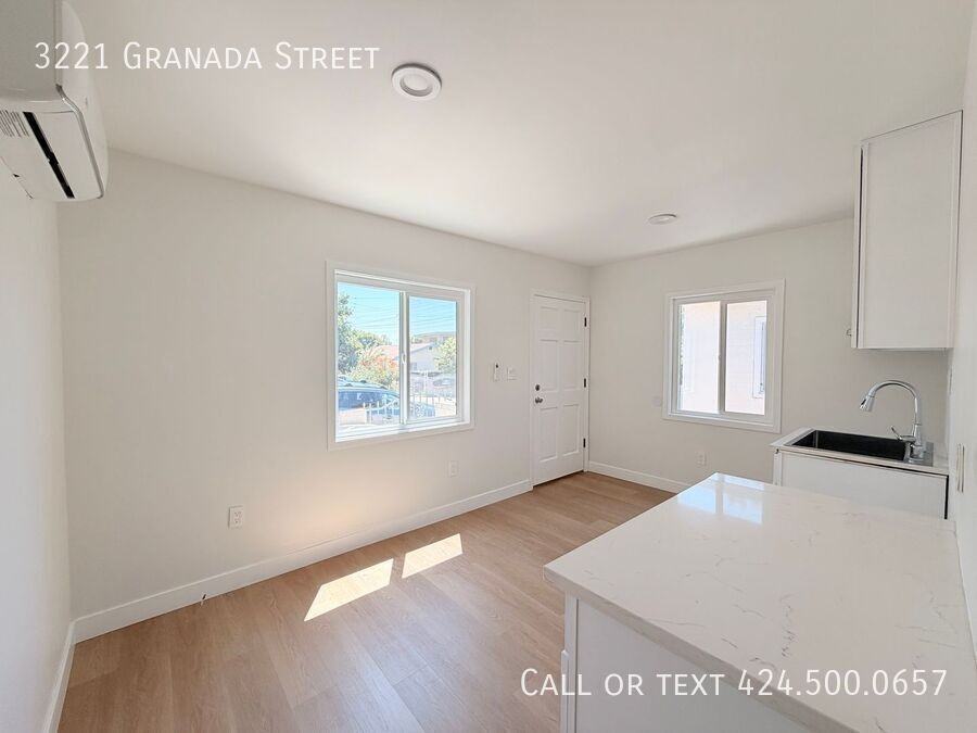 3221 Granada St - Photo 3 of 12