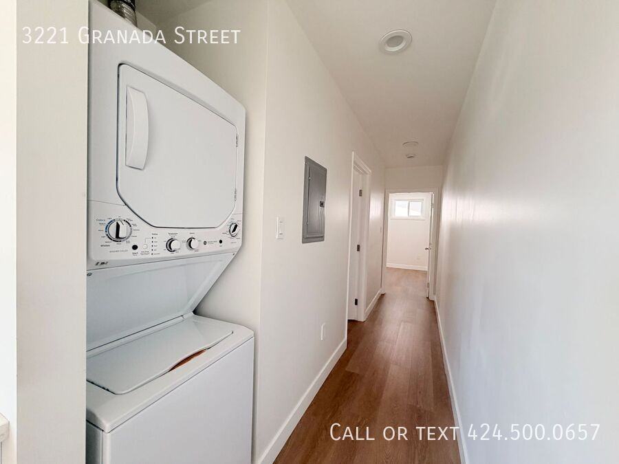 3221 Granada St - Photo 4 of 12