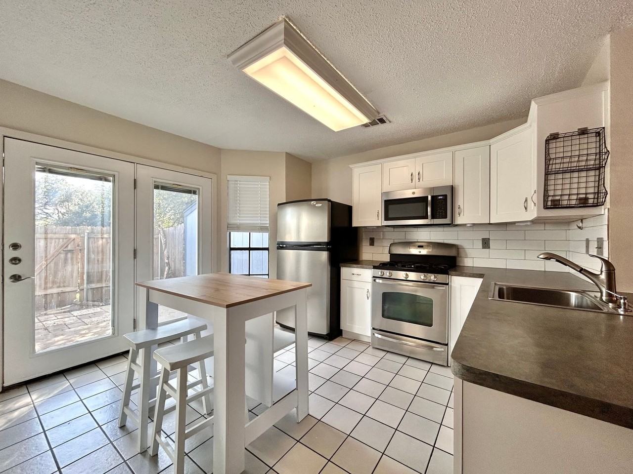 1411 Gracy Farms Ln #17 - Photo 7 of 26