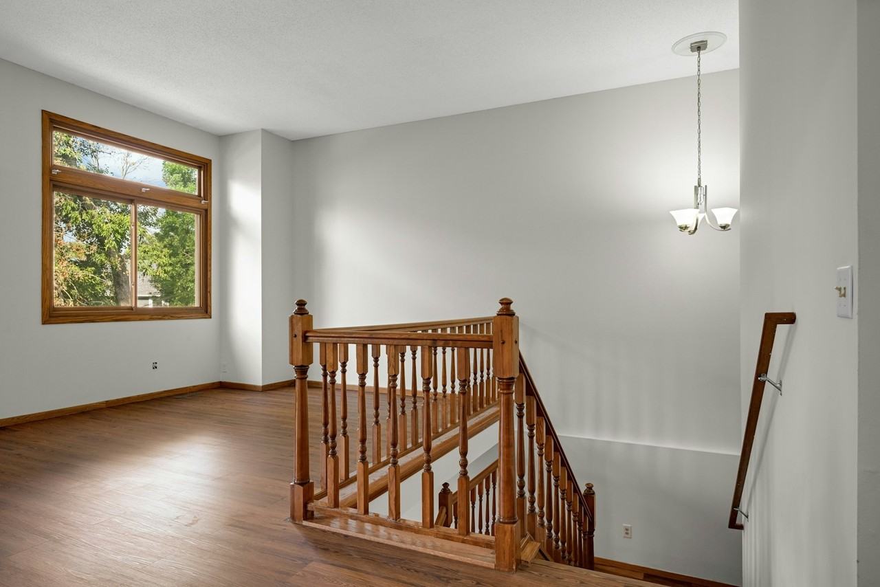 17774 Evener Way - Photo 4 of 41