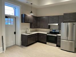 featured image of 414 S Superior St