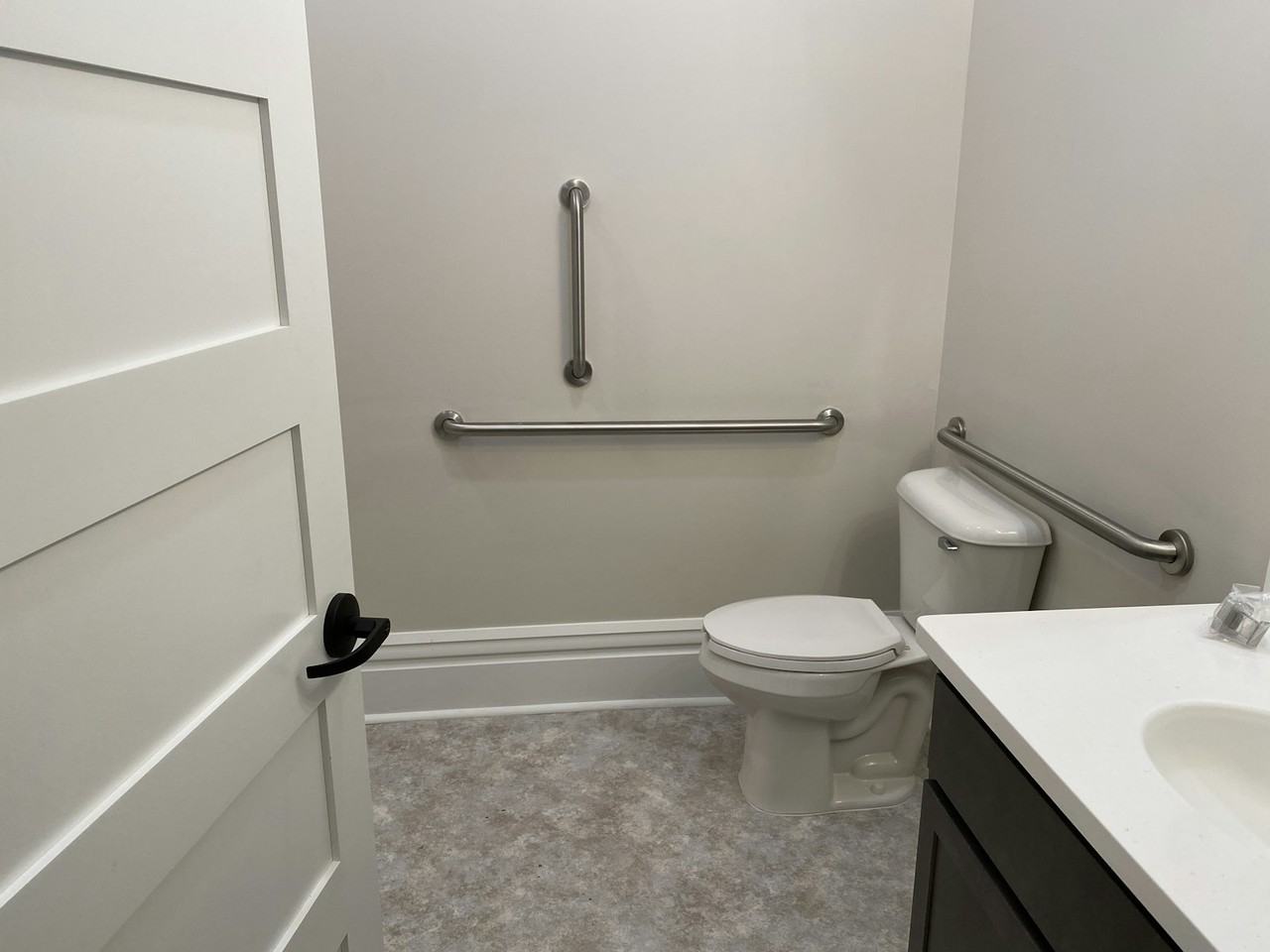 414 South Superior Street, Unit A - Photo 4 of 7