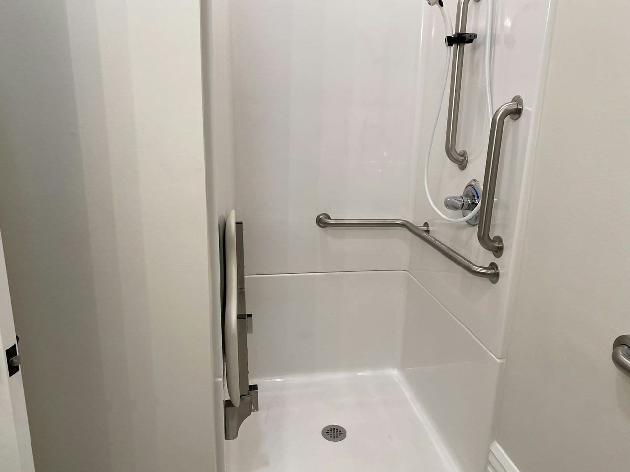 414 South Superior Street, Unit A - Photo 6 of 7