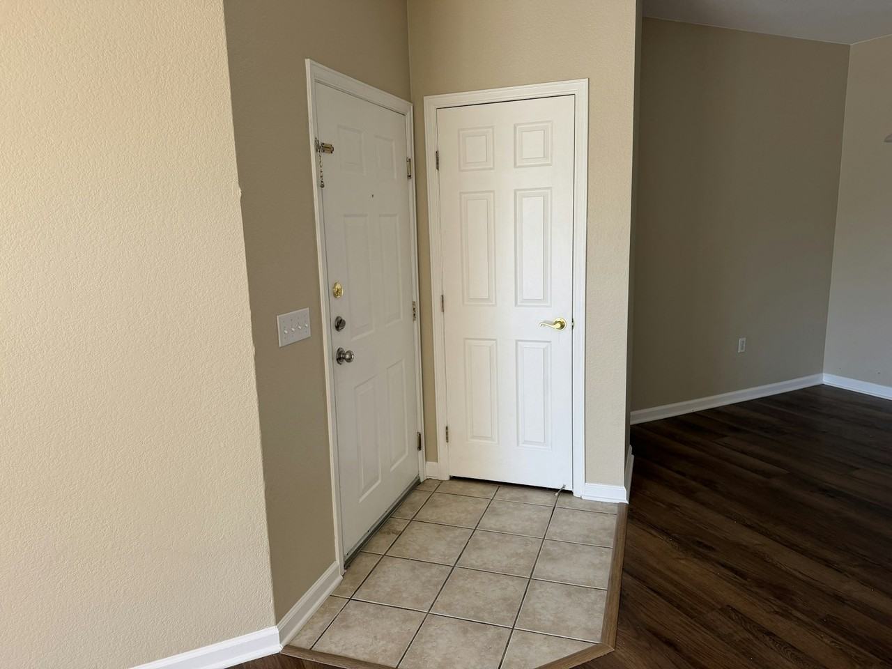 7440 South Blackhawk Street, Unit 7204 - Photo 3 of 12
