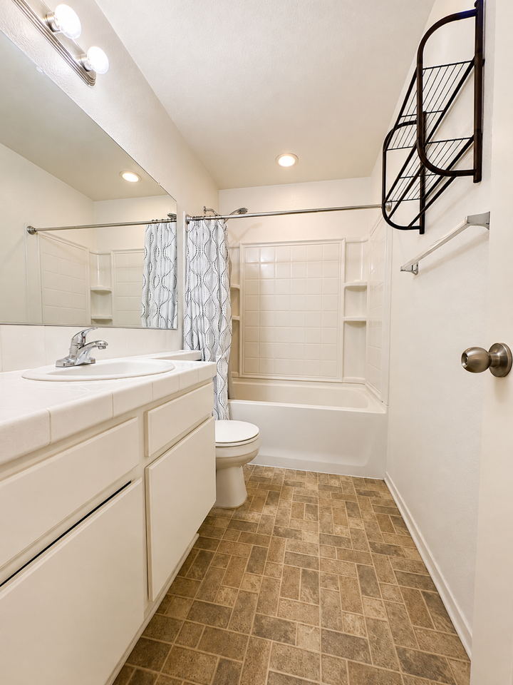 1444 Canvas Dr #1 - Photo 6 of 13