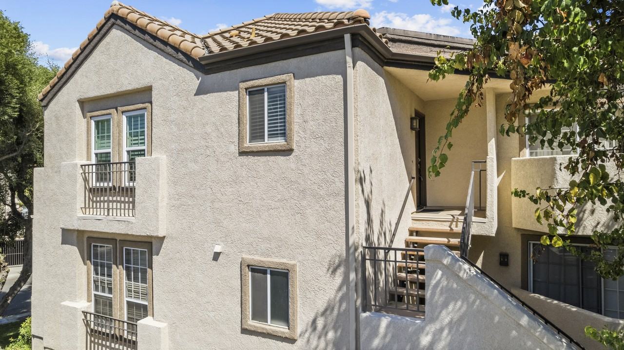 24111 W Del Monte Dr #10 - Photo 2 of 50