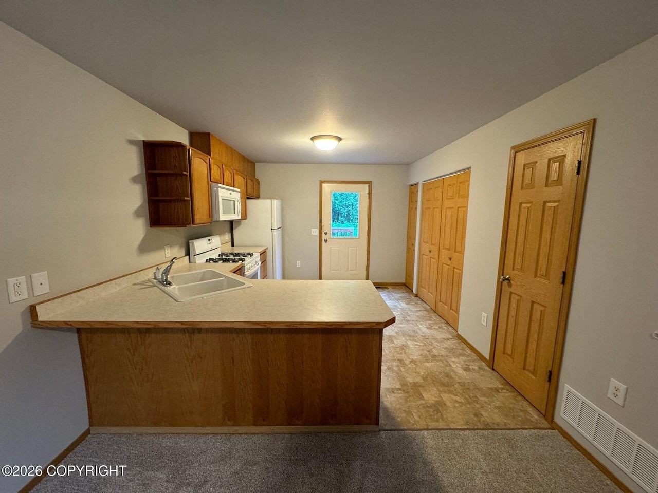 2875 S Donovan Dr #4 - Photo 4 of 24