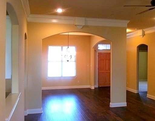 3401 Sw 8th St - Photo 2 of 7