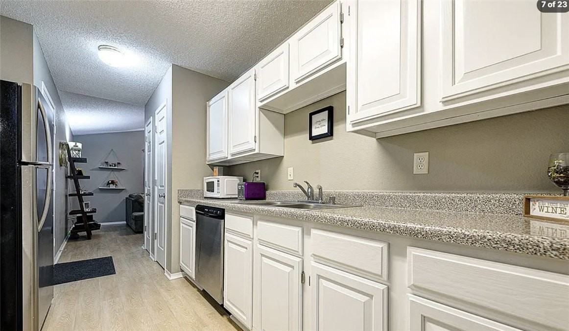 1701 Signature Dr - Photo 7 of 21