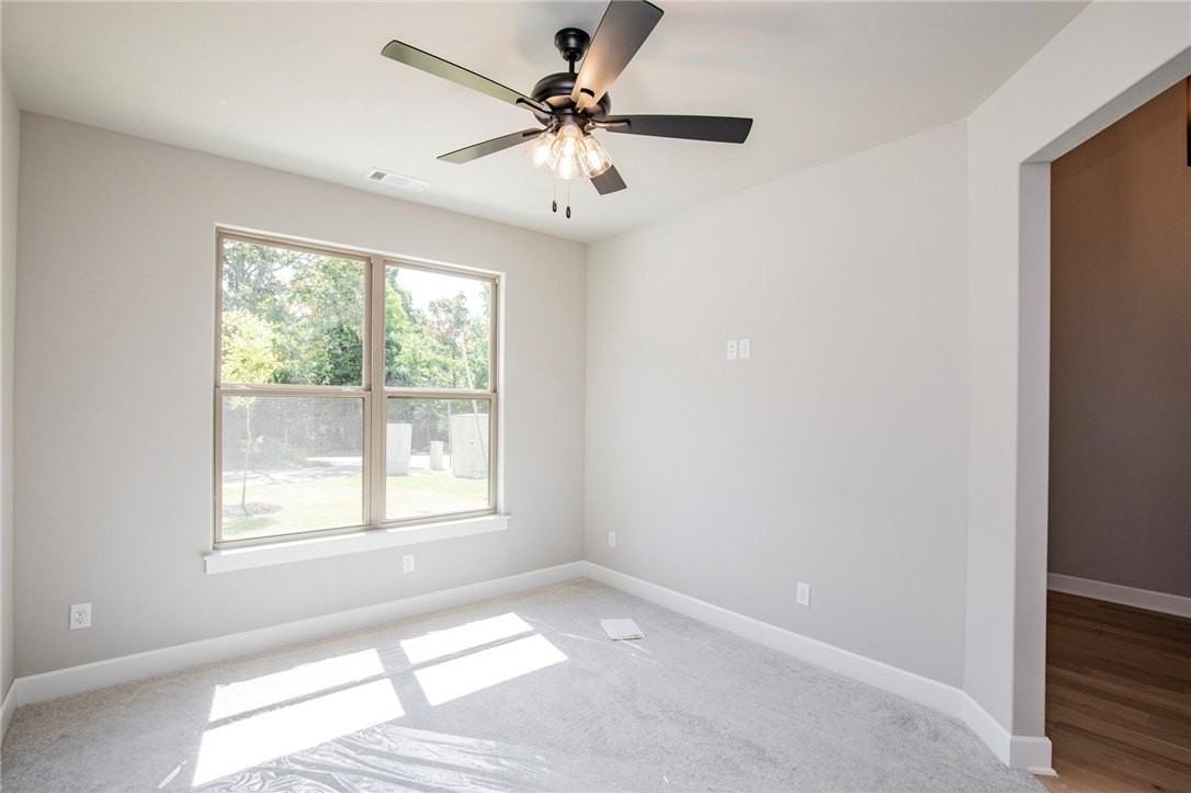 1 Nairn Ln - Photo 5 of 35