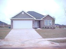 2200 Sw Huntwick Ave - Photo 1 of 1
