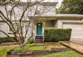 featured image of 1796 W Berry St