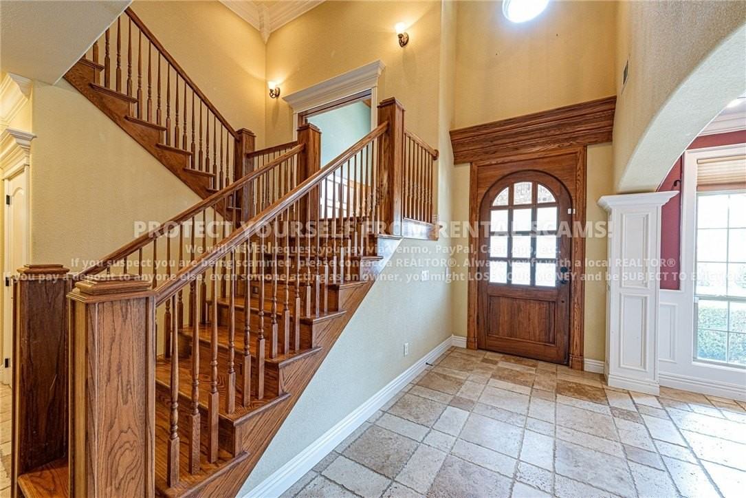 4003 Ne Cadbury Ave - Photo 4 of 41