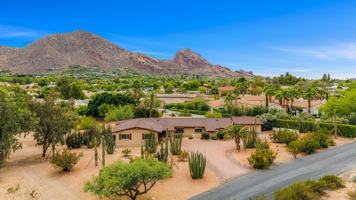 featured image of 5901 E Cactus Wren Rd
