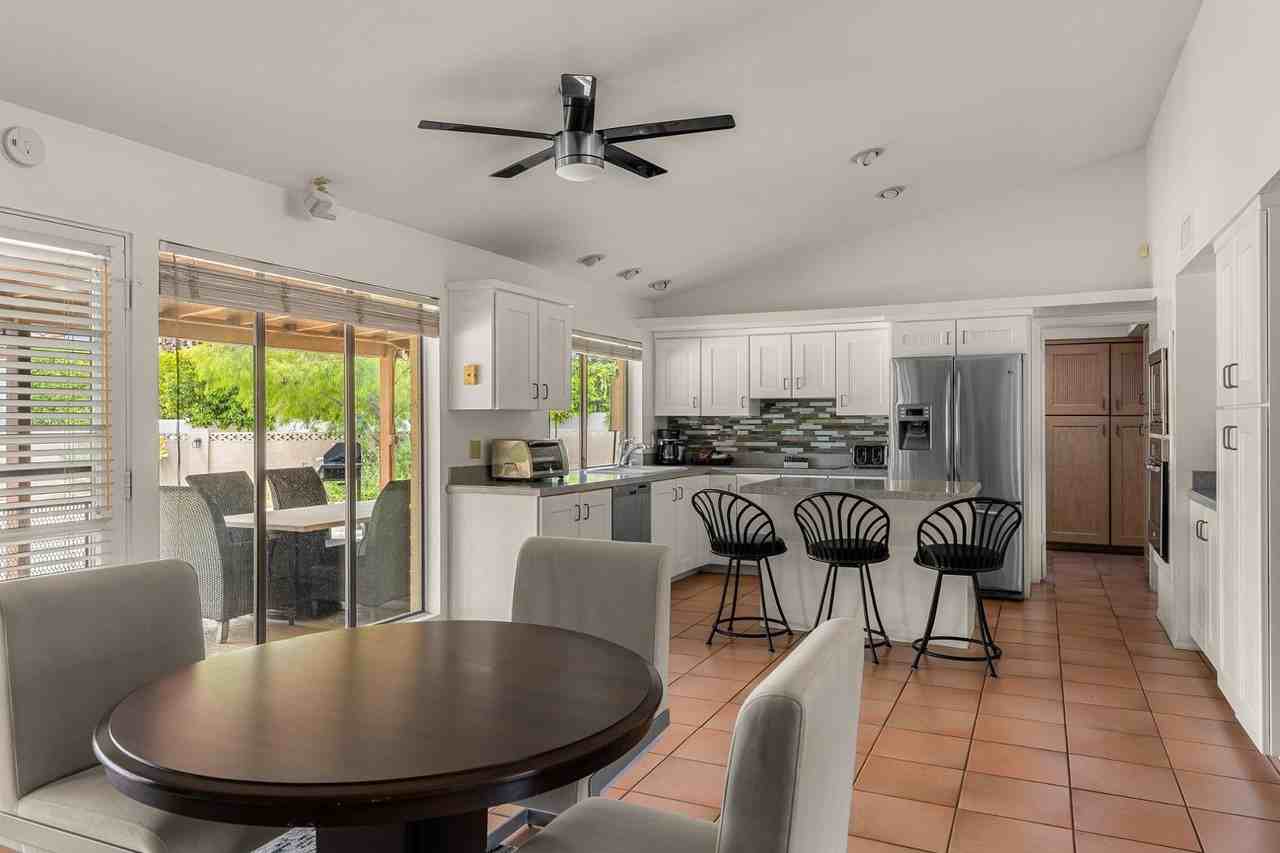 5901 E Cactus Wren Rd - Photo 7 of 23