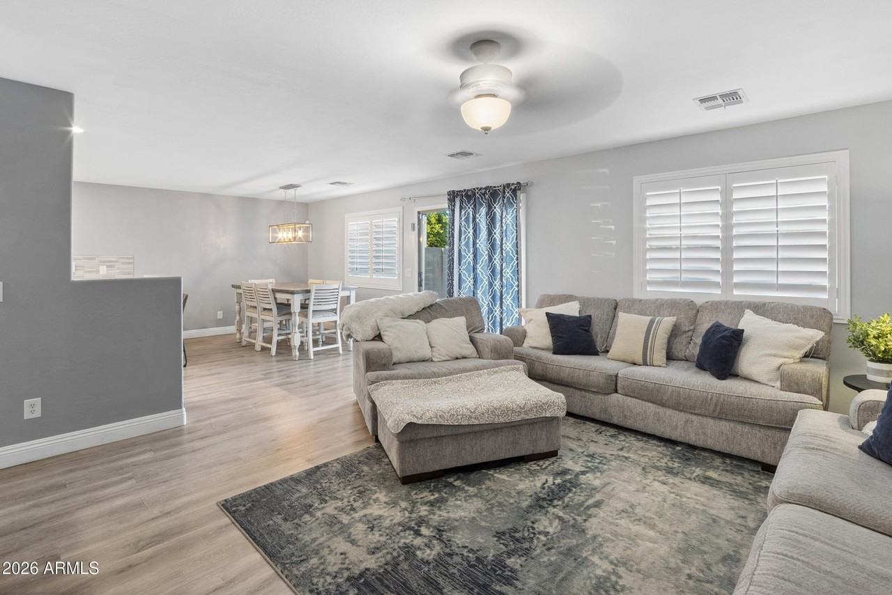 38257 N Jonathan St - Photo 5 of 37