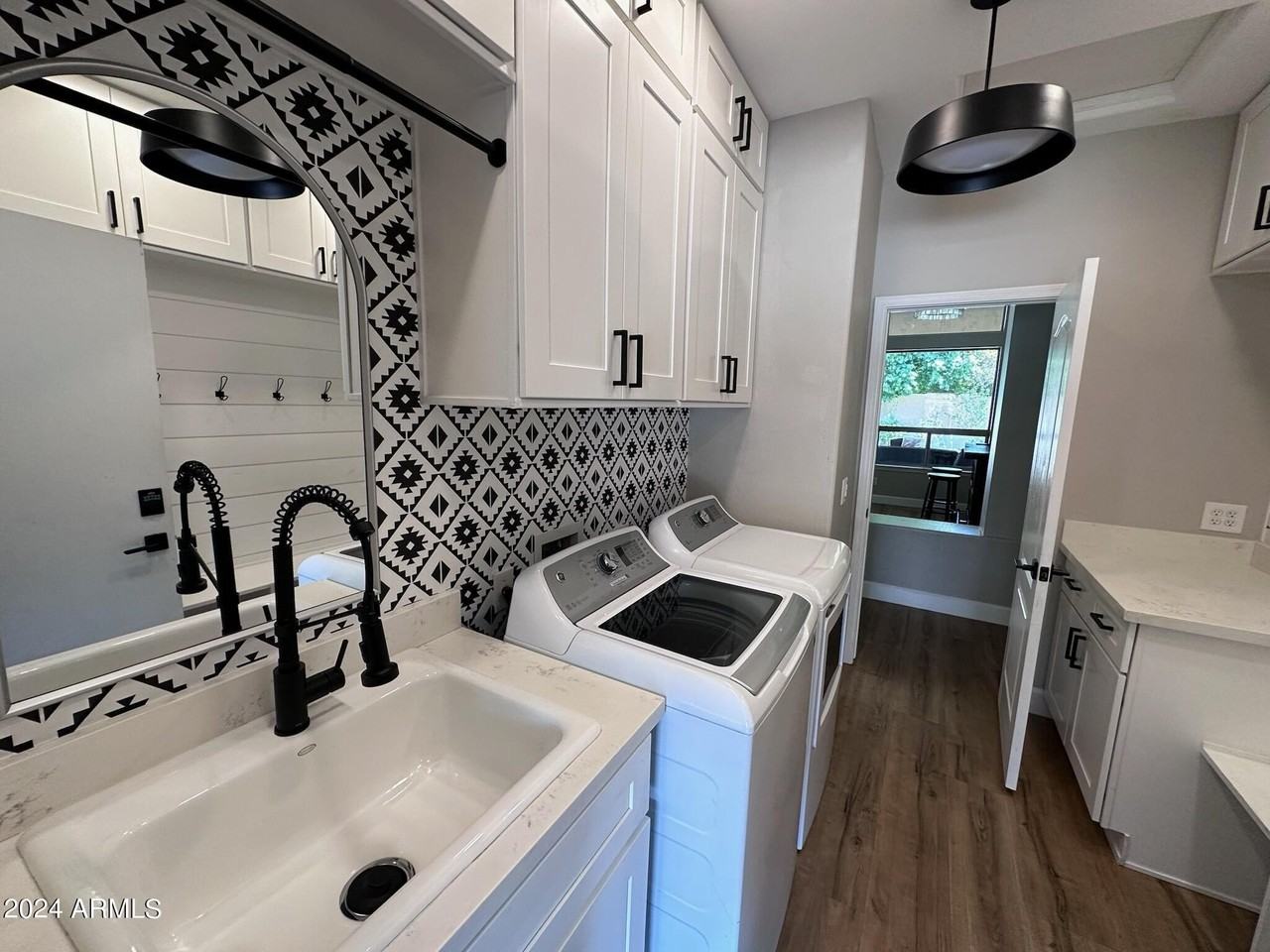 5228 E Bluefield Ave - Photo 5 of 44