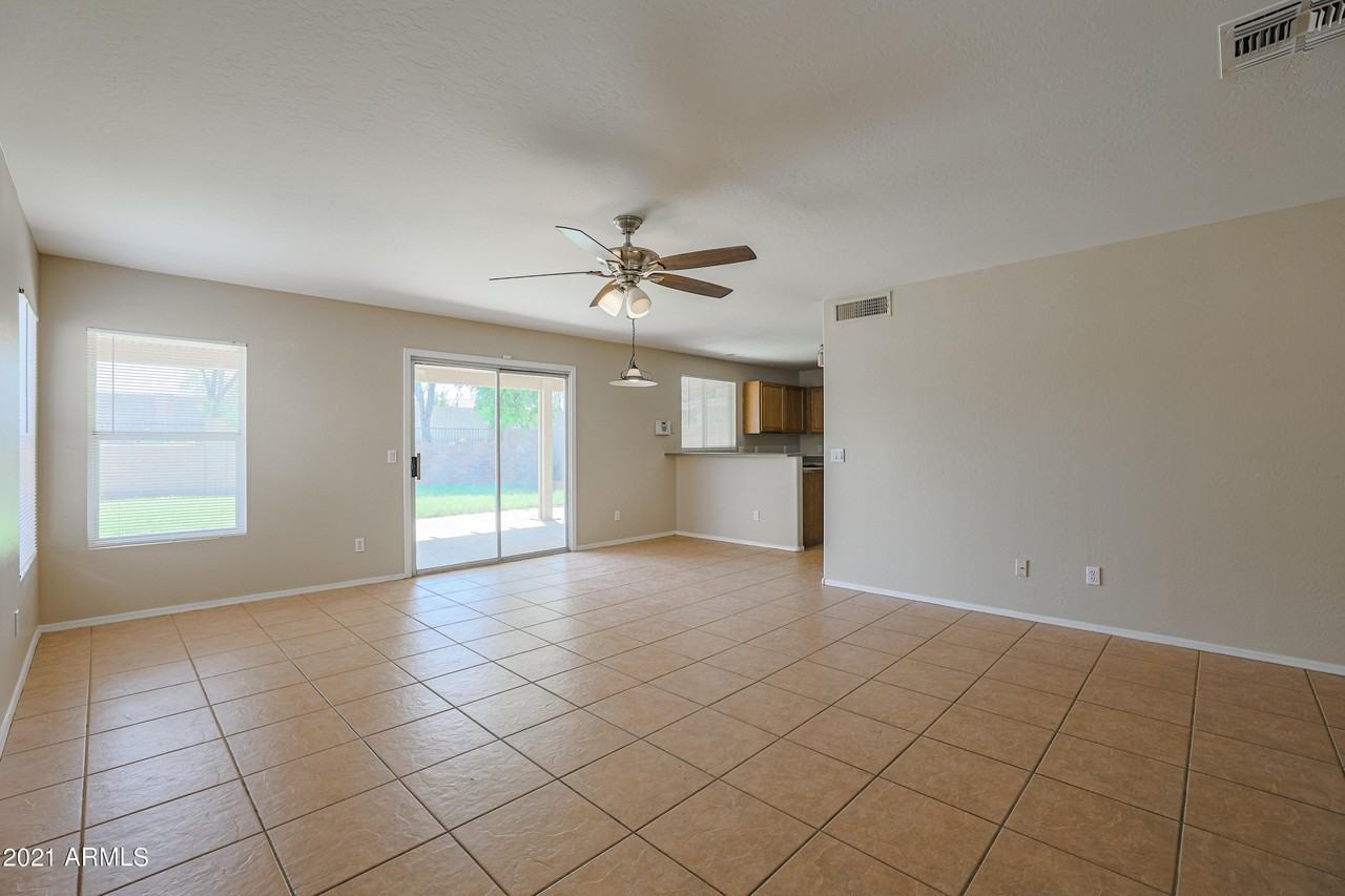 4349 N 111th Ln - Photo 2 of 18