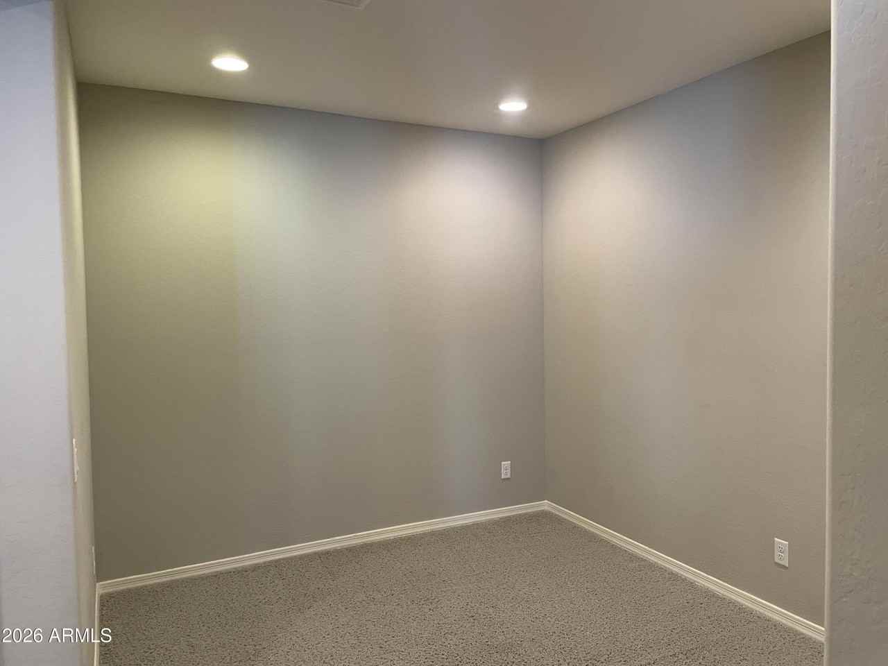 16500 N 181st Ave - Photo 5 of 36