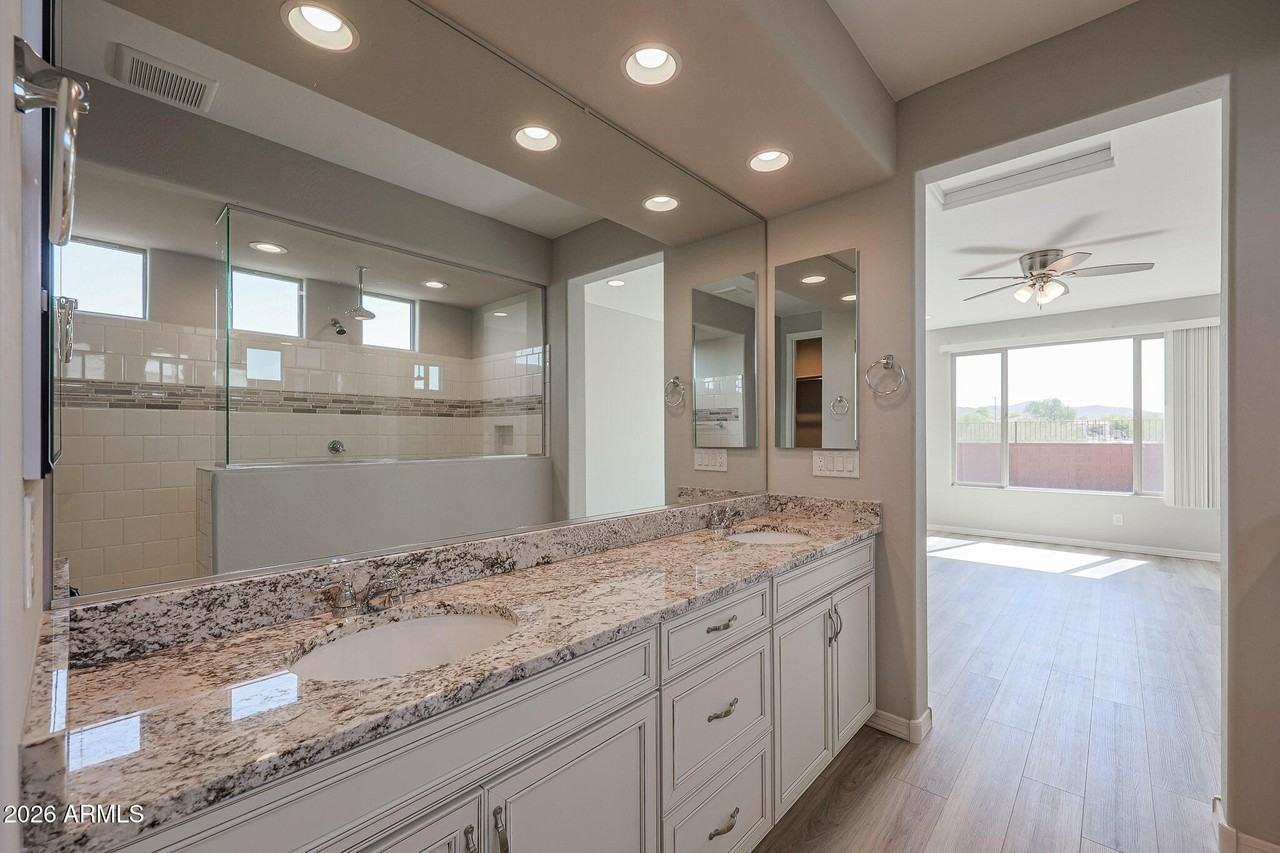32831 N 19th Ln - Photo 4 of 50