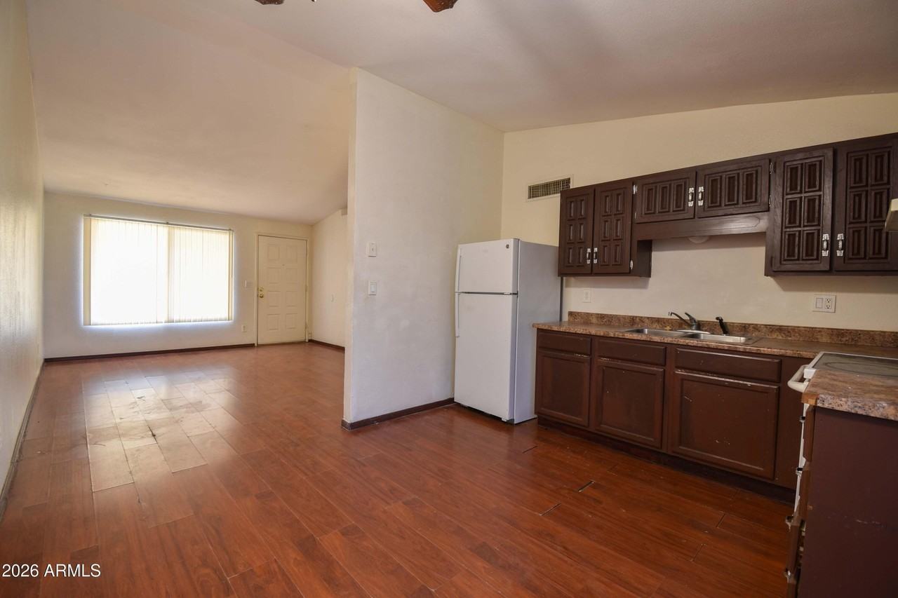 3120 N 67th Ln #93 - Photo 5 of 17