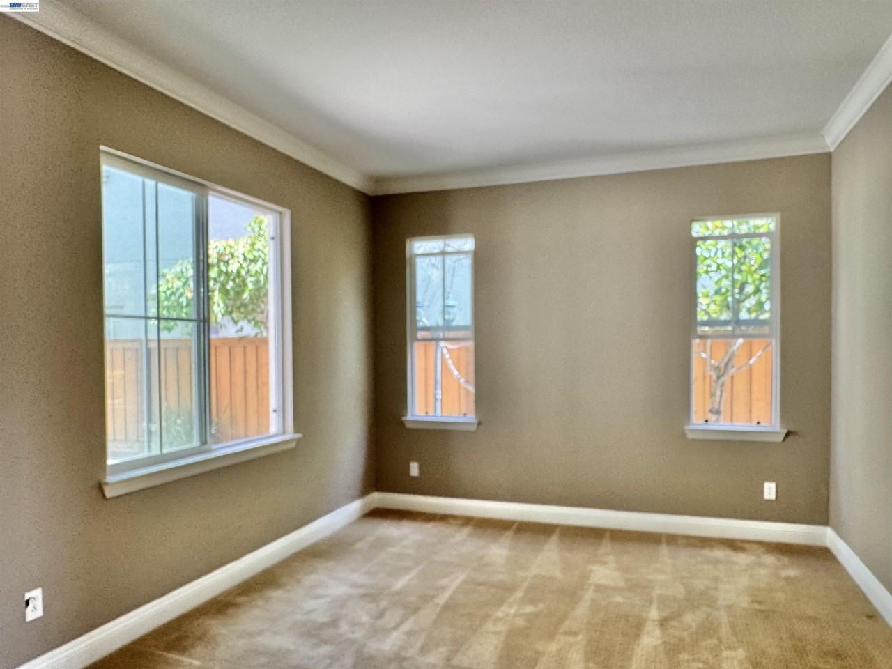 2458 Marsanne St - Photo 7 of 40