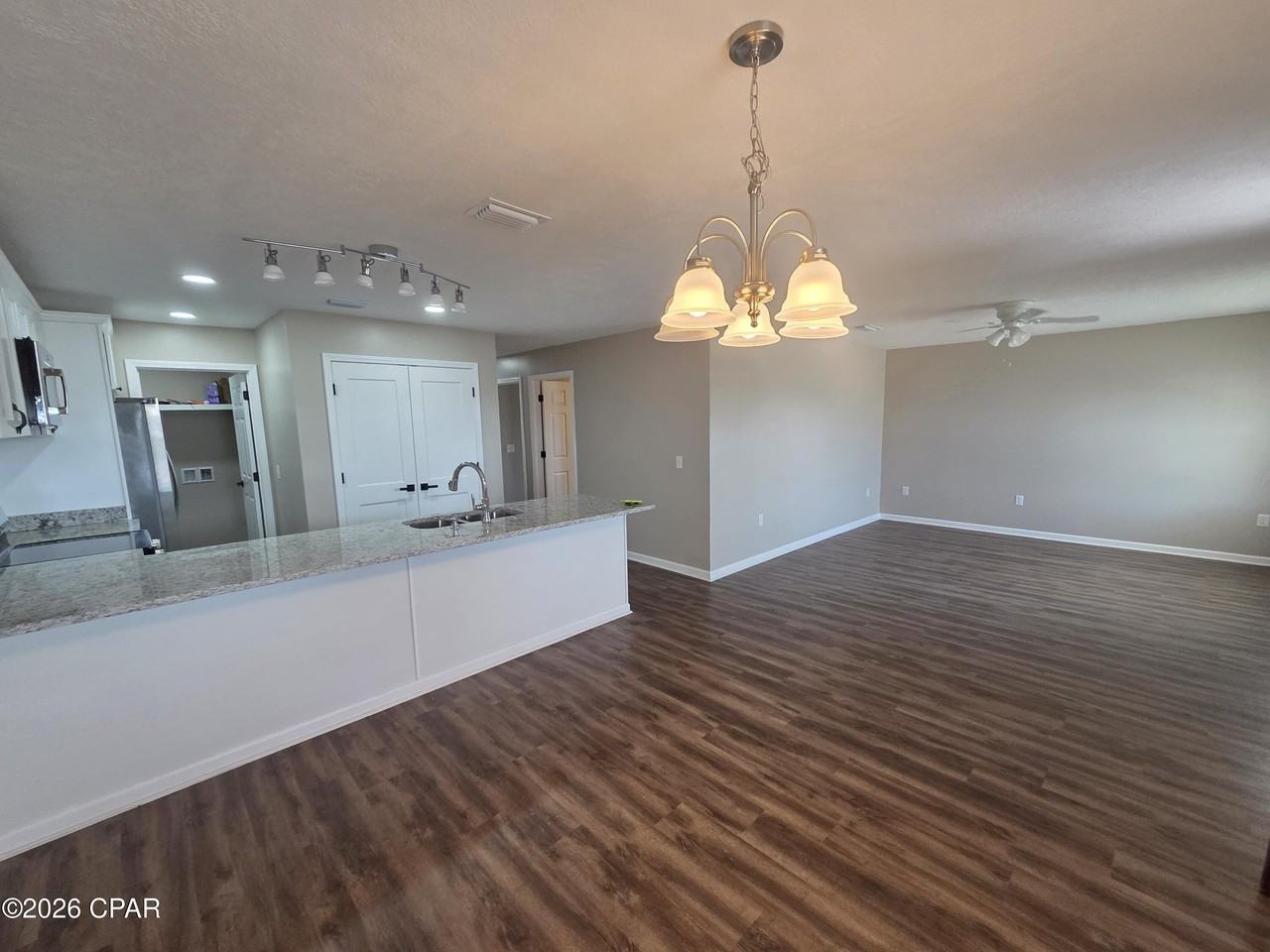 3613 E 7th St #B - Photo 6 of 18