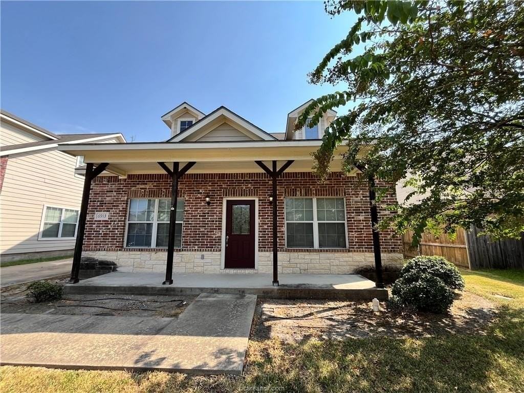 6913 Appomattox Dr - Photo 2 of 15