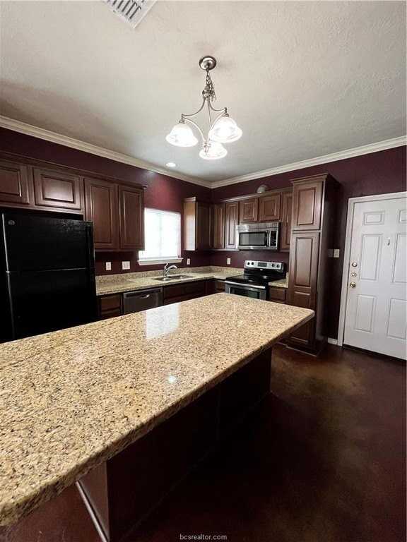 6913 Appomattox Dr - Photo 5 of 15