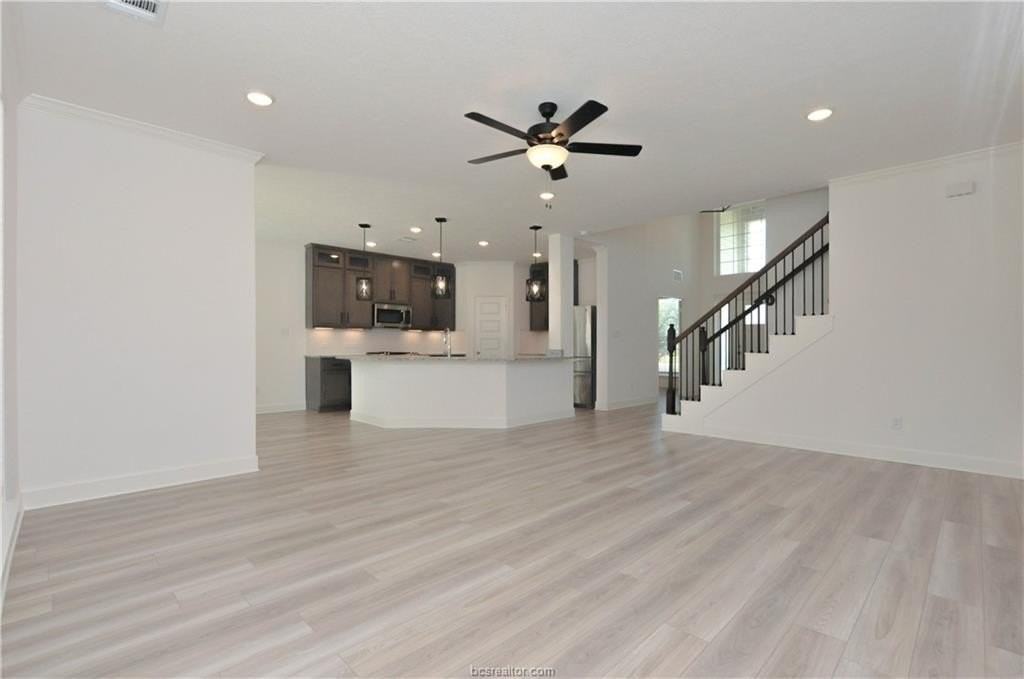 5600 Hayduke Ln - Photo 5 of 30