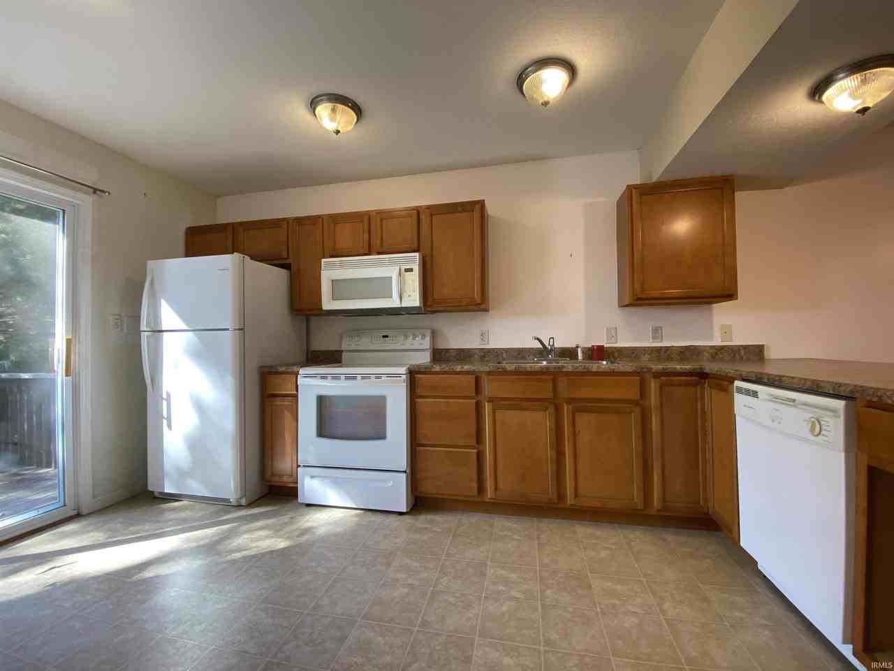 2465 S Woolery Mill Dr - Photo 4 of 10