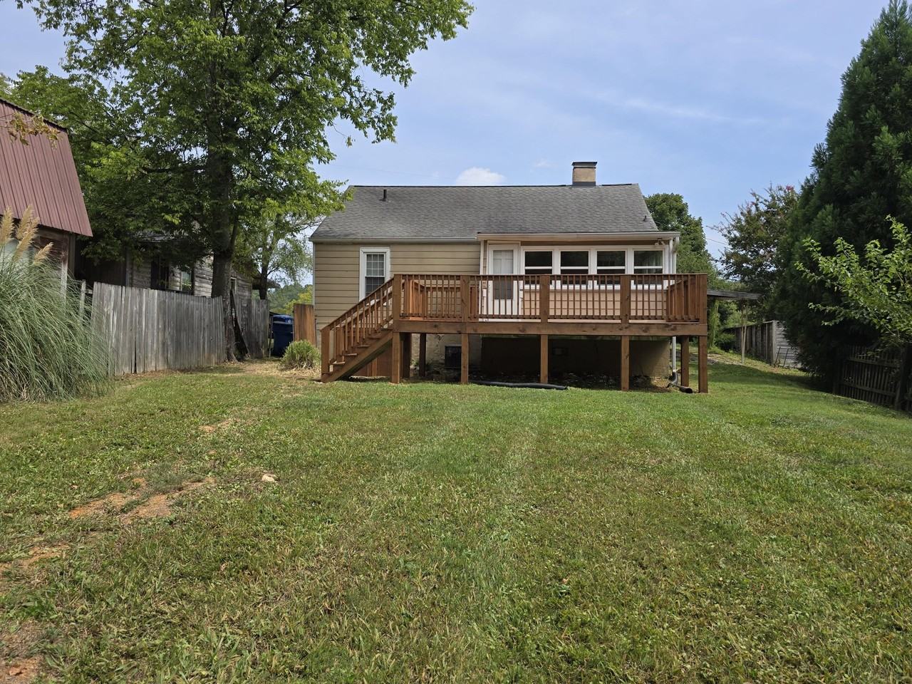 3401 Whittaker Ave - Photo 2 of 19
