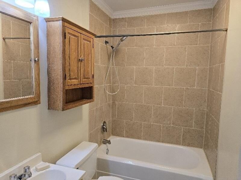 3401 Whittaker Ave - Photo 7 of 19