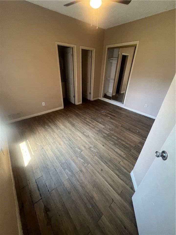 6109 Camway Dr - Photo 5 of 9