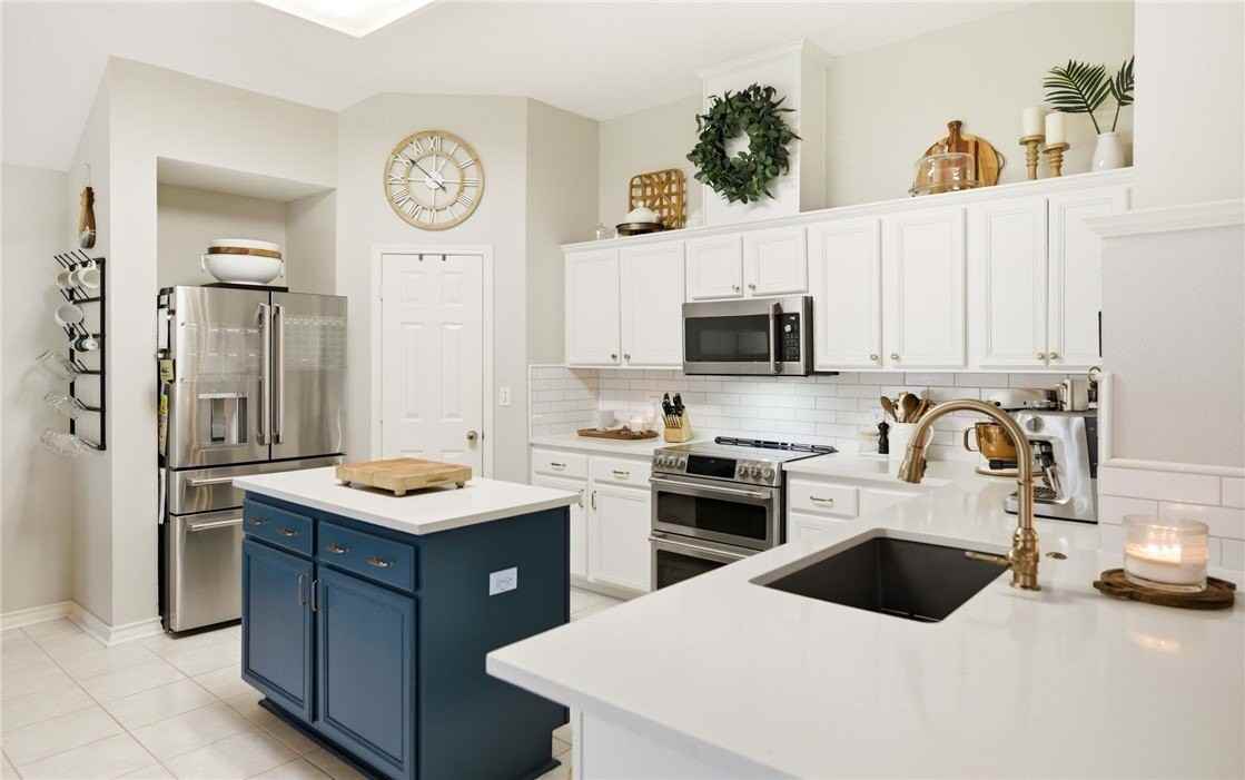 7709 Jim Wells Dr - Photo 6 of 21