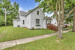 426 W 6th St - Photo 1 of 1