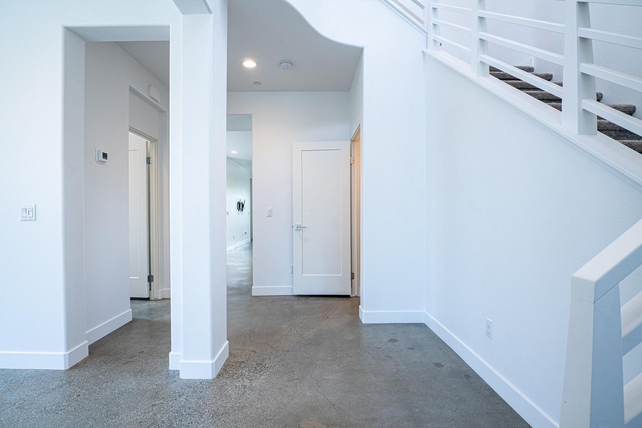 35830 Mccarthy St - Photo 6 of 43