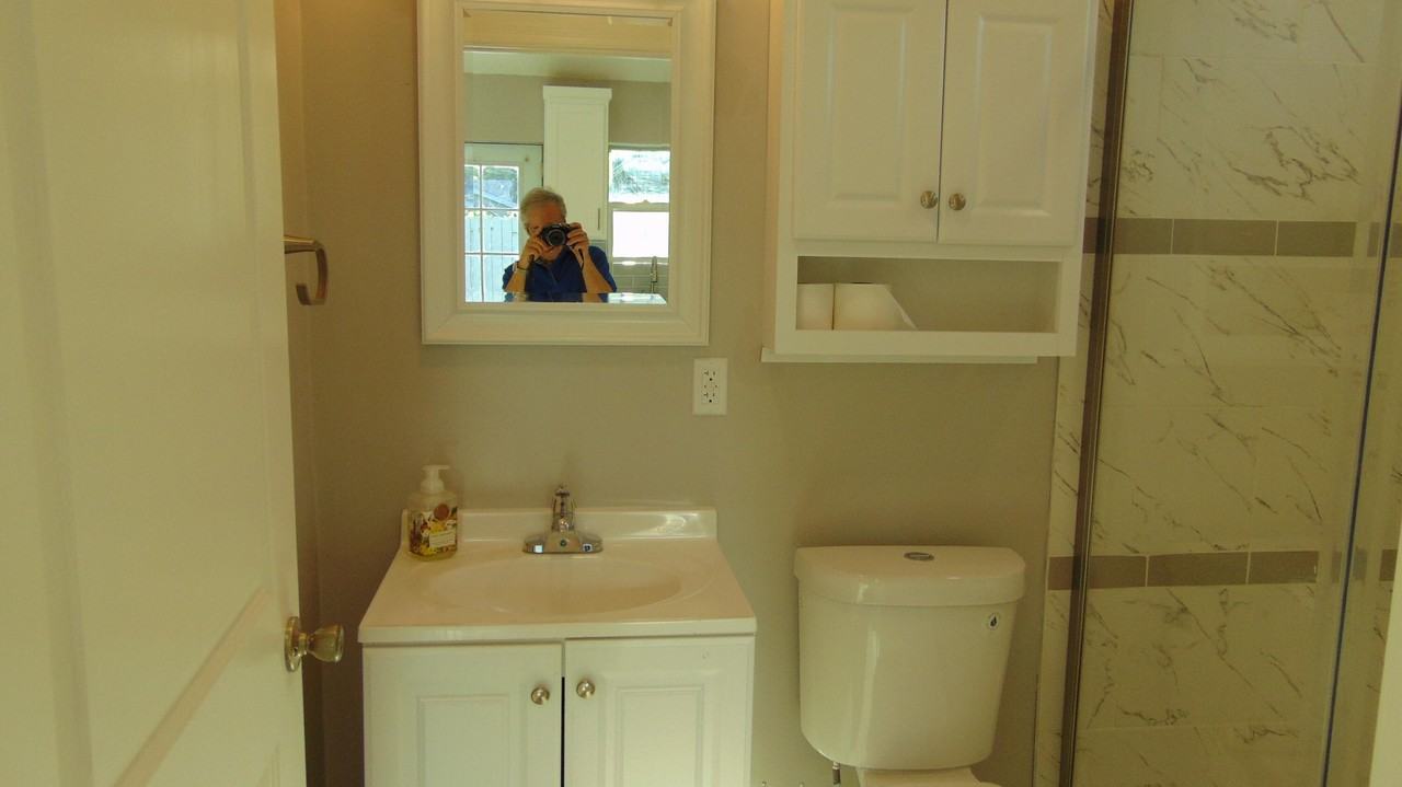 6642 Forbes Ave - Photo 6 of 10