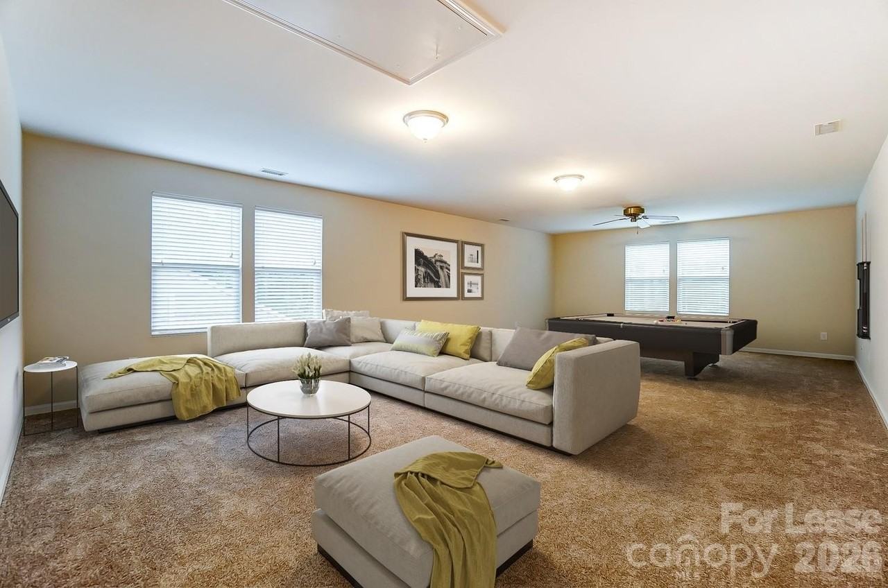 1934 Madeira Cir - Photo 6 of 40