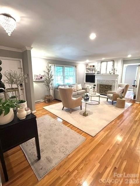 3625 Kelway Ave - Photo 3 of 16