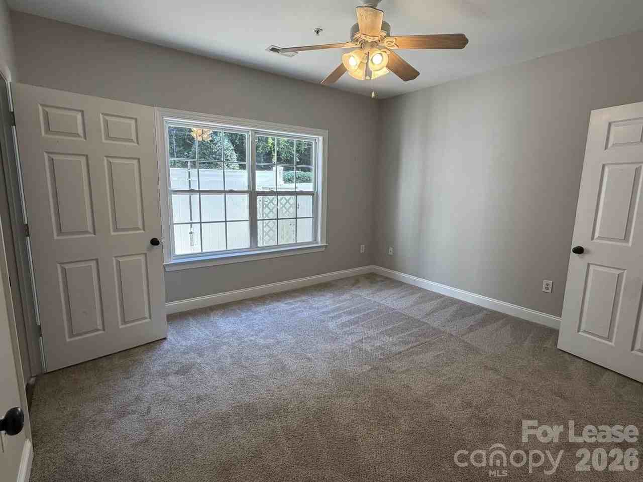 21231 Hickory St - Photo 7 of 14