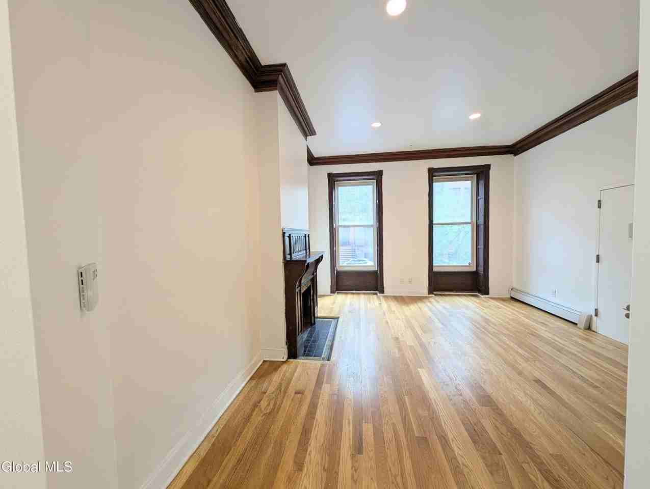 313 State St #1F - Photo 7 of 11