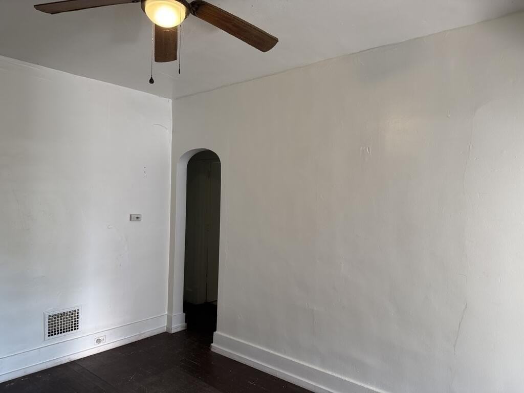 310 Spruce Ave - Photo 7 of 23