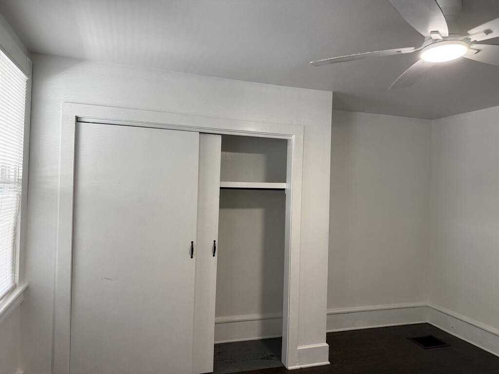 1915 16th St - Photo 5 of 31