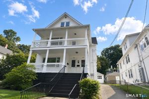 featured image of 760 Howe Ave #1stFL