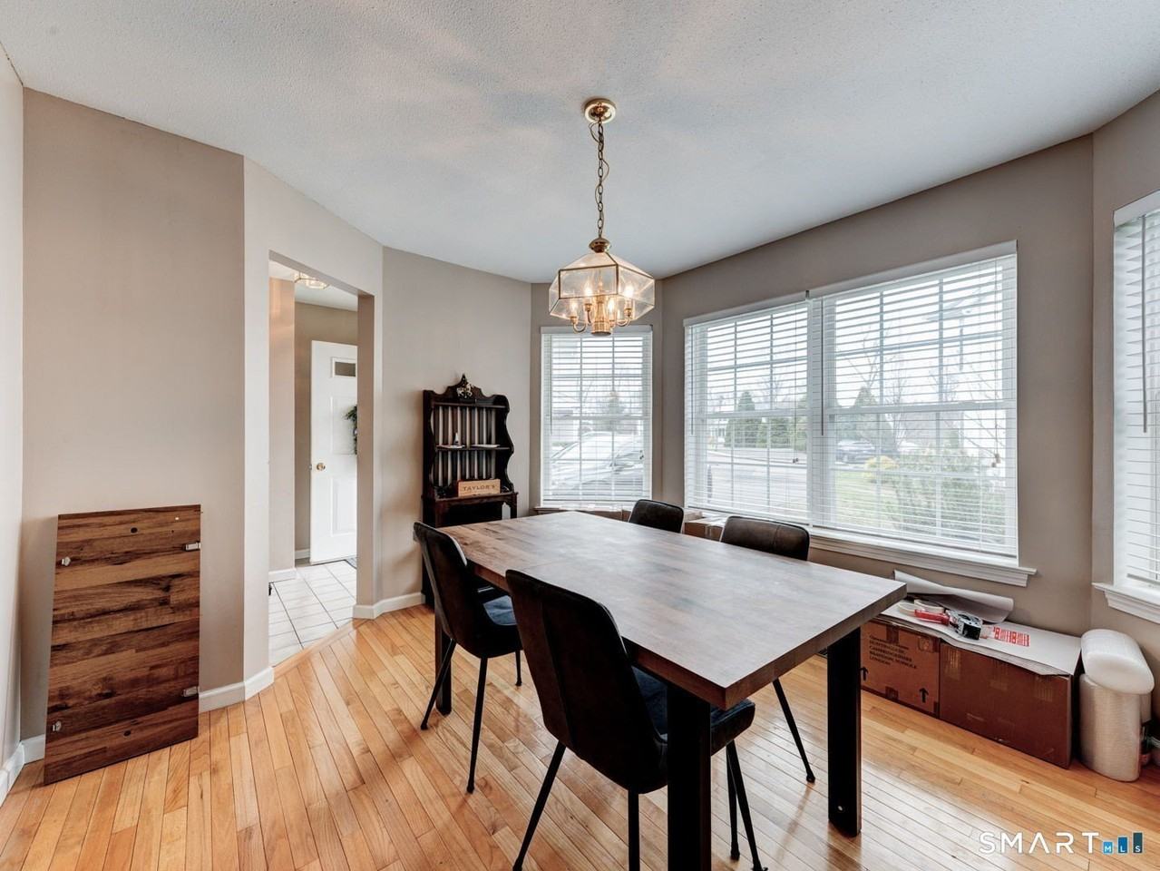 47 Tunxis St #12 - Photo 6 of 37
