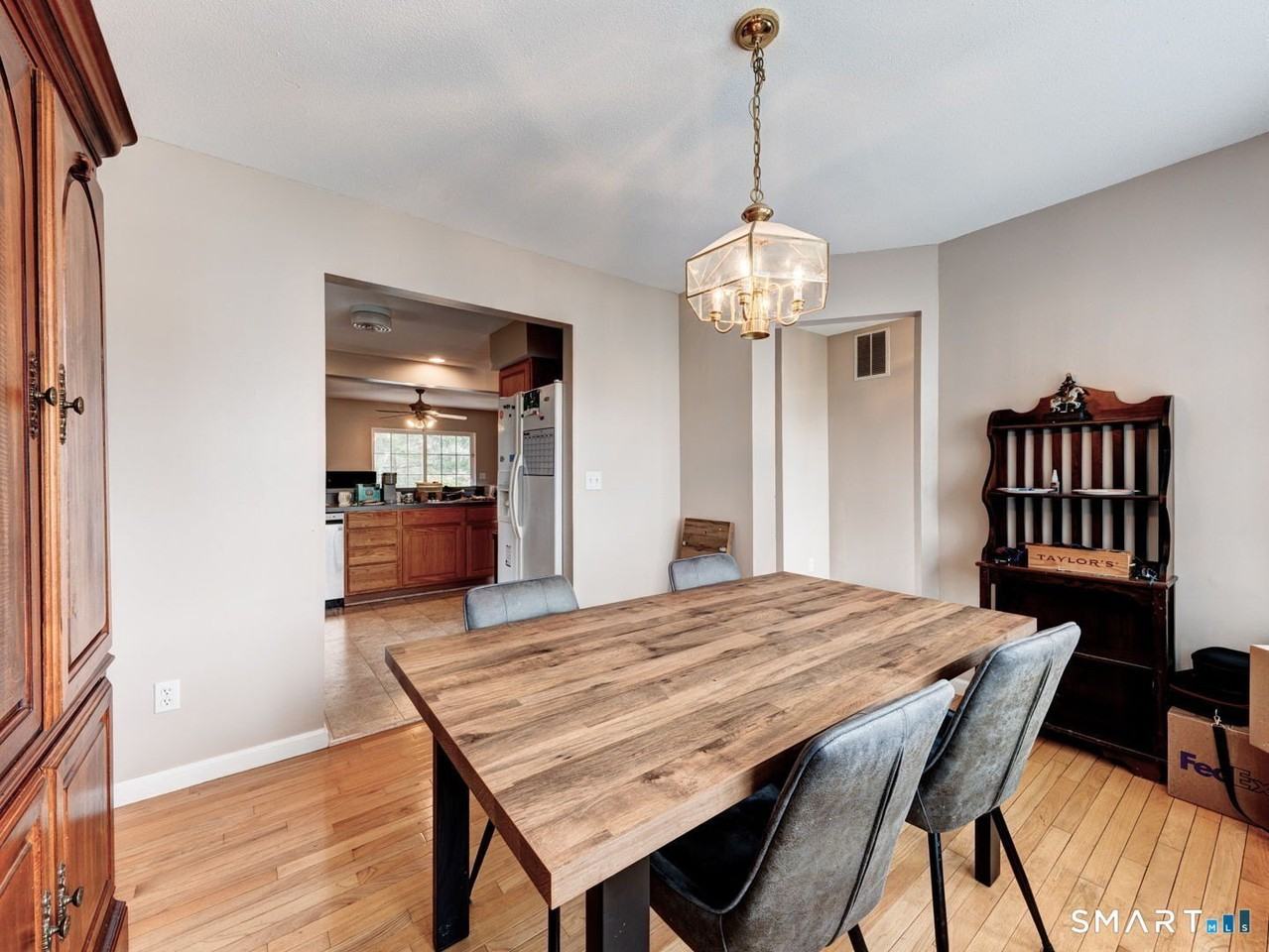 47 Tunxis St #12 - Photo 7 of 37