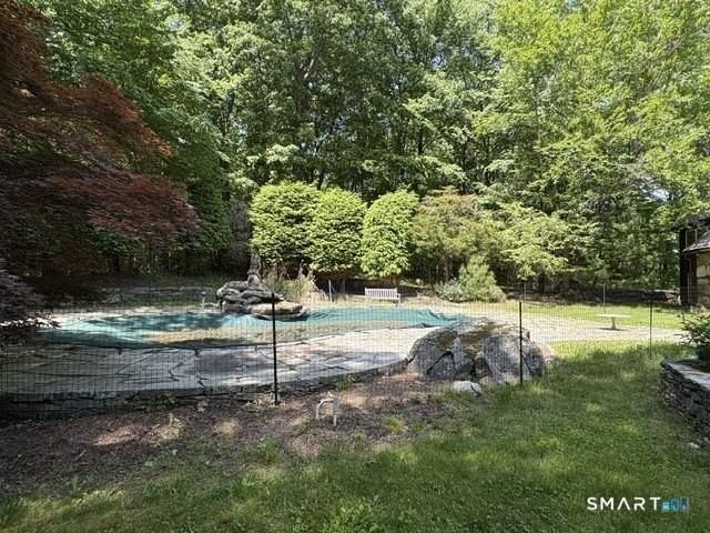 40 Looking Glass Hill Road - Photo 3 of 33