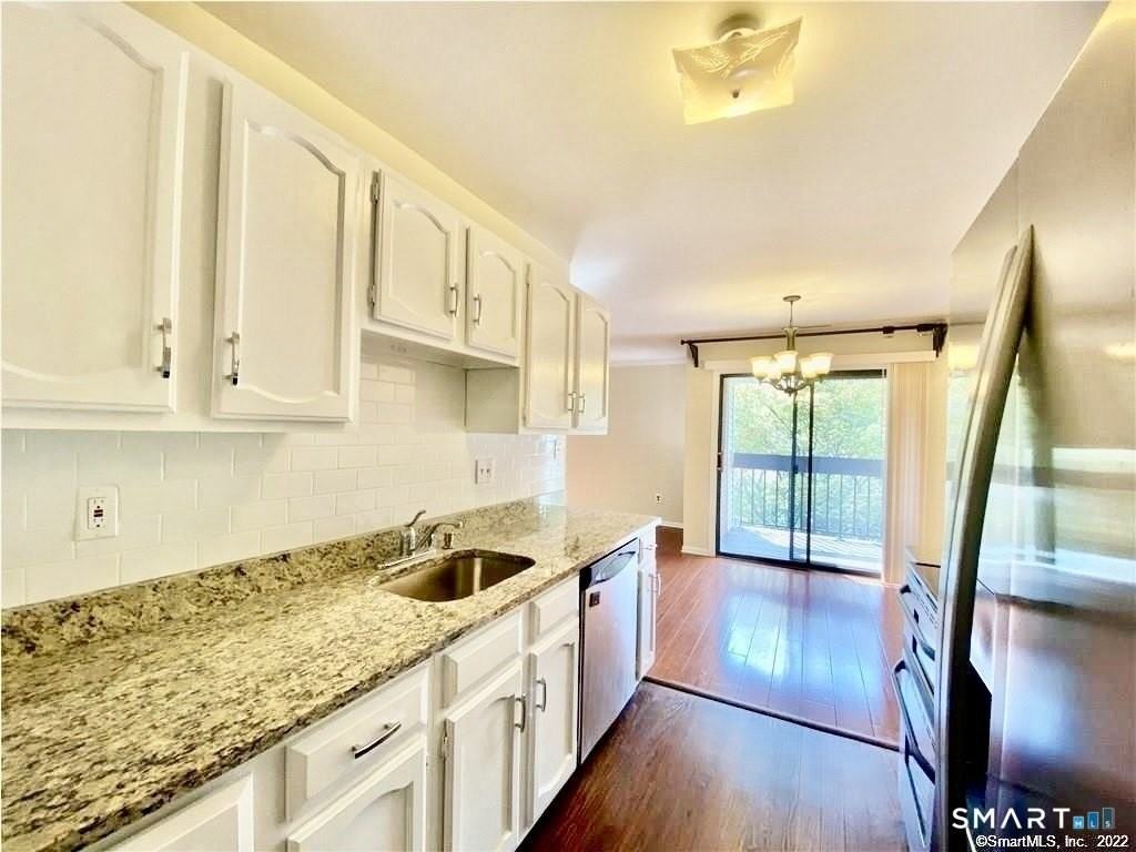 1 Valley Rd #205 - Photo 6 of 32